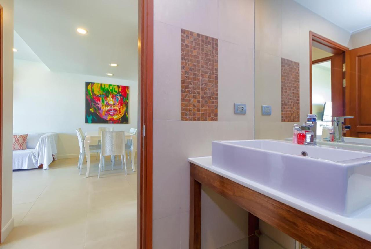 Premium Two-Bedroom Karon Butterfly Suite With Panoramic Sea Views" Eksteriør billede